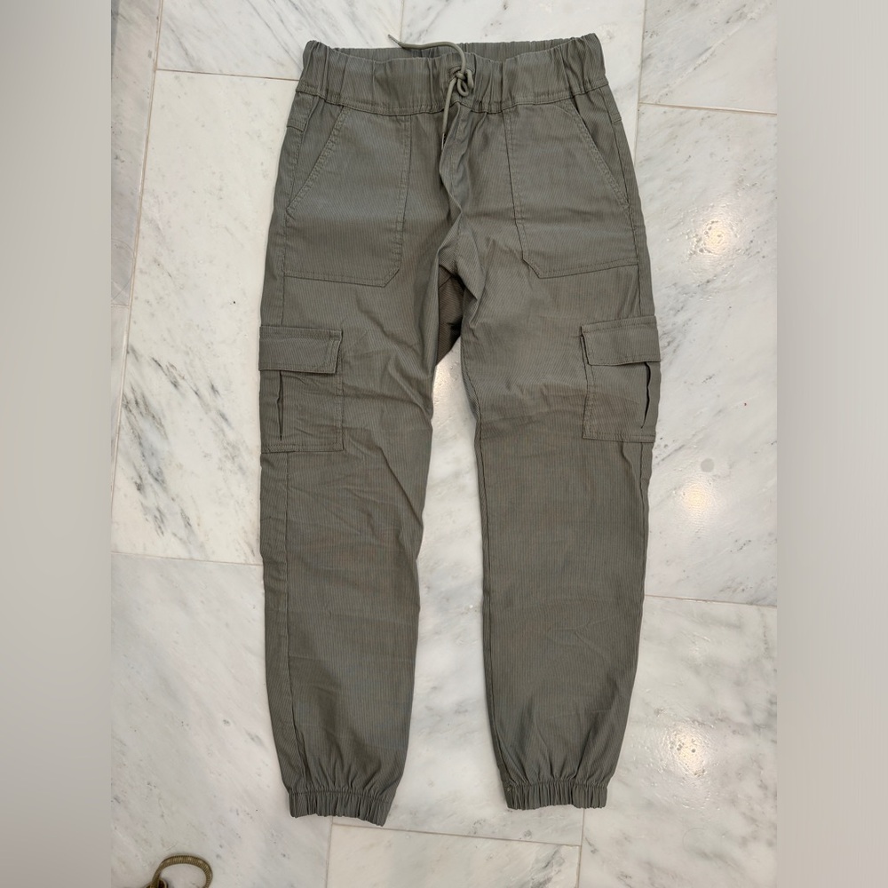 BEVY FLOG pant - green cargo SIZE 28 - worn once!!!